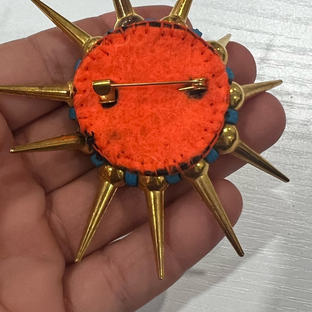 Sunburst Turquoise and Gold Eyeball Brooch - Designer Statement Jewelry - Picture 5 of 7